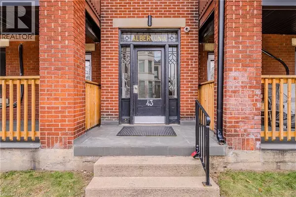 Hamilton, ON L8M2Y1,41 ALBERT Street