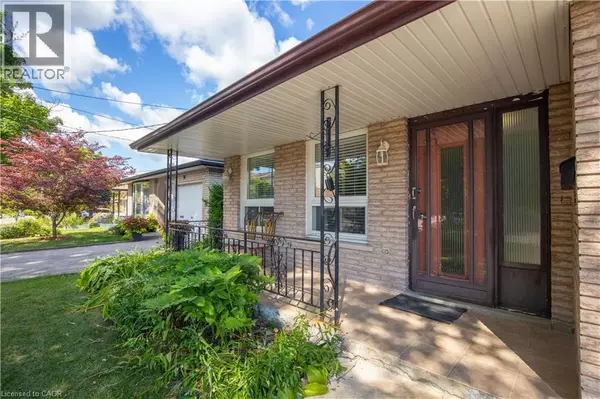 Hamilton, ON L9C5S8,185 LAVINA Crescent