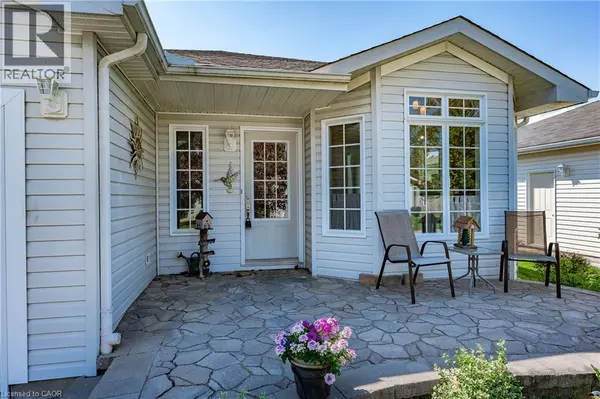 Hamilton, ON L8B1A5,193 GLENARIFF Drive