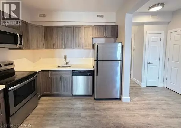 161 WELLINGTON ST North #201, Hamilton, ON L8R1N4