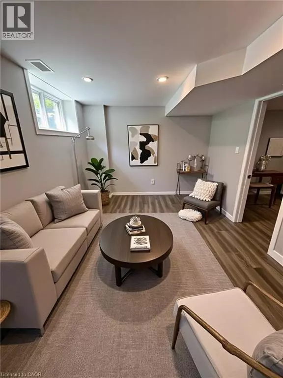 Hamilton, ON L8V3W2,33 EAST 34TH ST #2 Lower