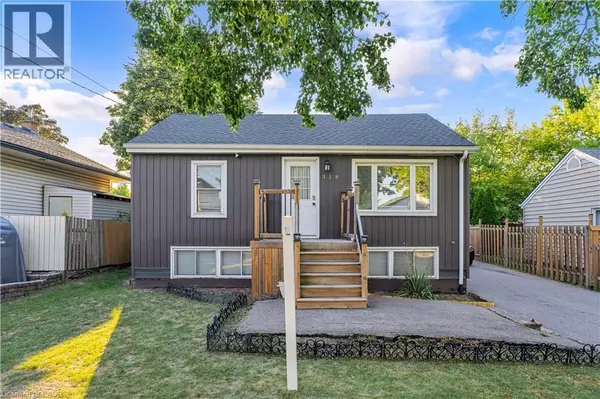 Hamilton, ON L8T3C7,318 EAST 43RD Street