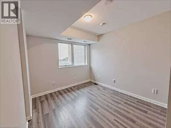 Kitchener, ON N2G3B2,108 GARMENT ST #1101