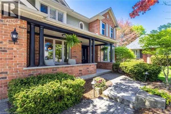 Burlington, ON L7T4K4,954 WINTERGREEN Place