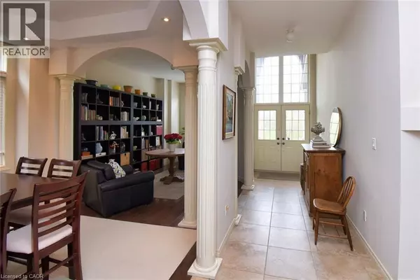 Ancaster, ON L9G5A7,321 BRAITHWAITE Avenue