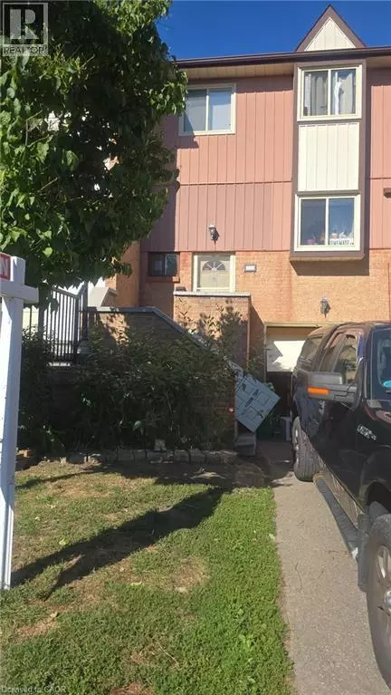 Brampton, ON L6V3H7,112 BARONWOOD CT #112