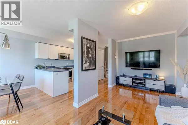 Barrie, ON L4N9P8,209 HARVIE RD #35