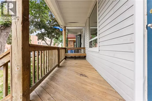 Hamilton, ON L8L5J3,208 EAST Avenue N