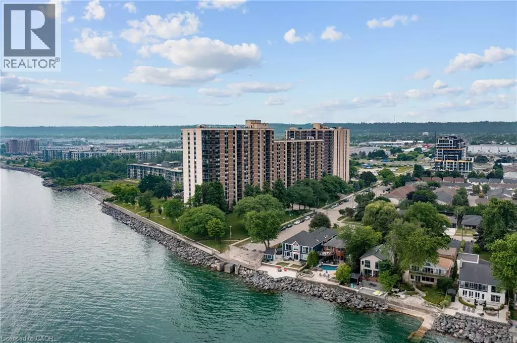 Hamilton, ON L8E3M6,500 GREEN RD #218