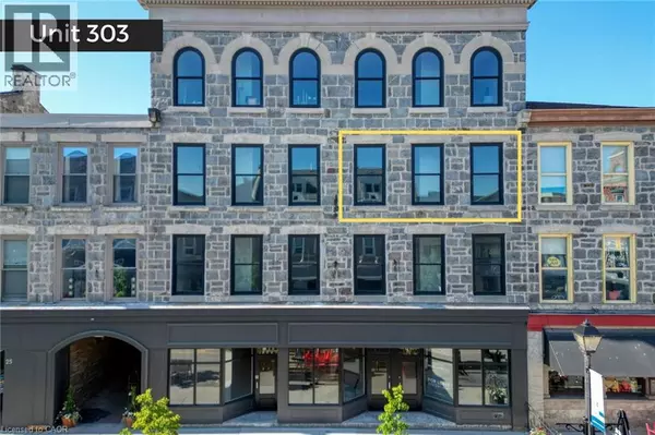 15 MAIN ST #303, Cambridge, ON N1R7G9