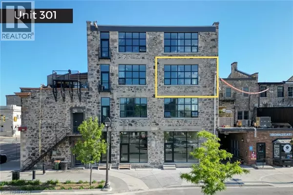 15 MAIN ST #301, Cambridge, ON N1R7G9