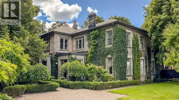 Hamilton, ON L9C3N4,77 CLAREMONT Drive