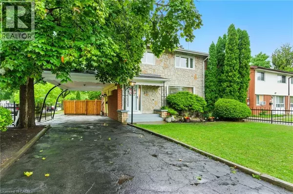 Hamilton, ON L8H6C8,33 BERNARD Street