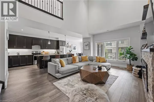 Waterloo, ON N2K0E9,271 GREY SILO RD #21