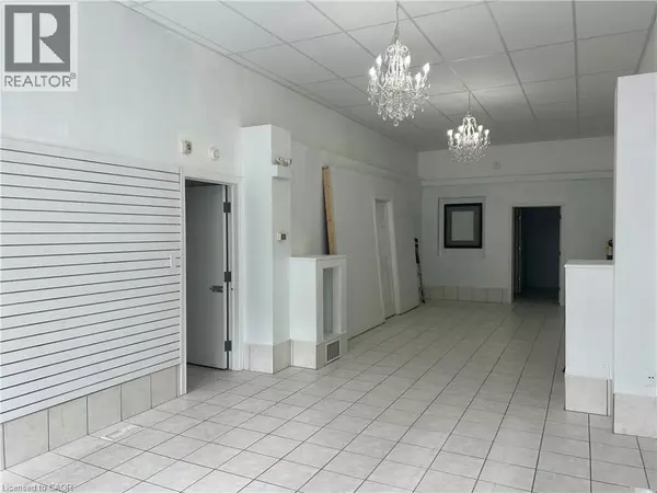 Cambridge, ON N3H3N8,745 KING Street E