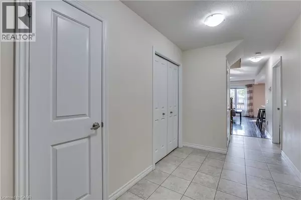 London, ON N6L0C8,3423 CASTLE ROCK PL #10