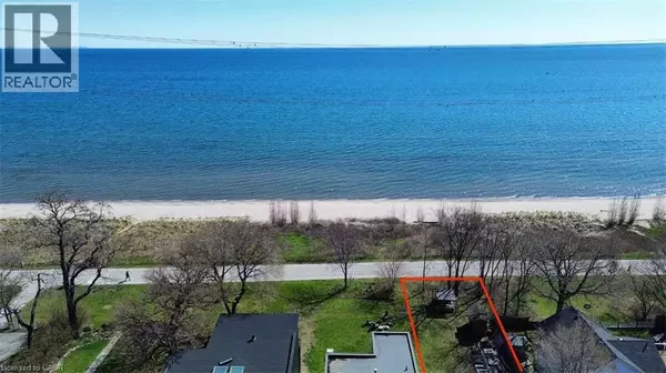 Hamilton, ON L8H6Z7,971 BEACH Boulevard