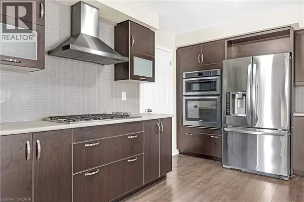Niagara Falls, ON L2H0K7,8561 DOGWOOD Crescent