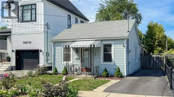 Hamilton, ON L8P4E2,70 POULETTE Street