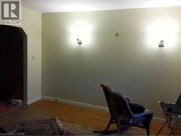 Hamilton, ON L8H2W4,1373 BARTON Street E