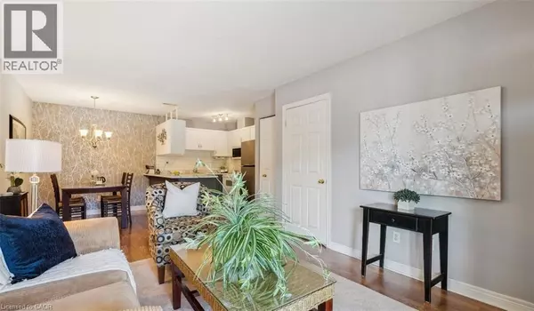 Burlington, ON L7M4R4,4140 FOXWOOD DR #904