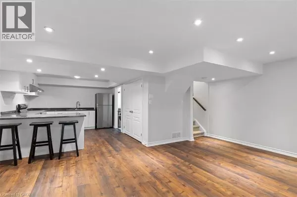 Kitchener, ON N2E0B3,915 MAGDALENA CT #Basement