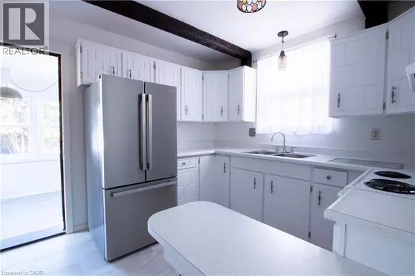 Hamilton, ON L8K2R3,186 HUXLEY Avenue S