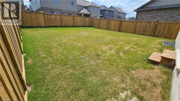 Collingwood, ON L9Y5M3,12 MITCHELL Avenue