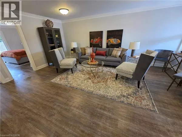 Hamilton, ON L9B1T8,40 SZOLLOSY Circle