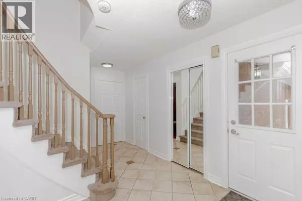 Mississauga, ON L4Z3B4,5118 CREE Lane