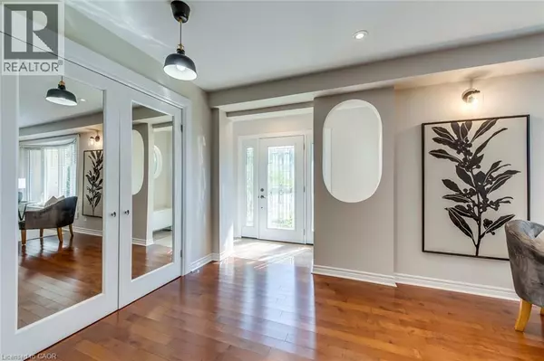 Burlington, ON L7L3Y4,5281 CINDY Lane