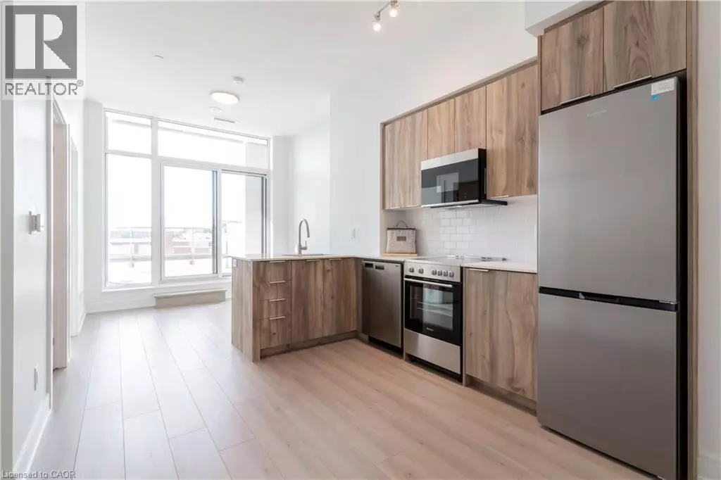 Kitchener, ON N2G0G5,25 WELLINGTON ST South #304