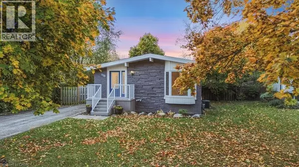 Burlington, ON L7L3S5,418 NORRIE Crescent