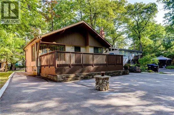 Tiny, ON L0L2T0,11 GLEN Avenue S