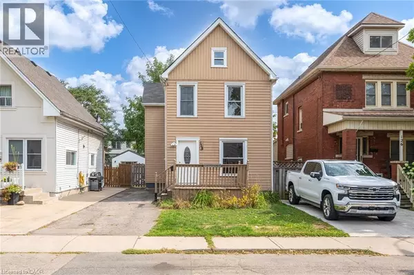Hamilton, ON L8L7N5,128 KENSINGTON Avenue N