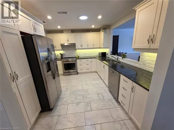 Hamilton, ON L9B2L7,37 BISHOP TONNOS Way