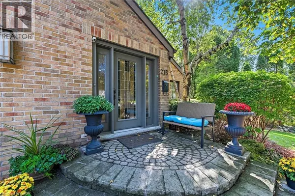 Ancaster, ON L9G2V4,275 GREENBRIAR Road