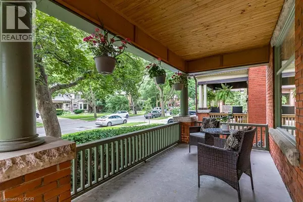 Hamilton, ON L8M2S6,90 BLAKE Street