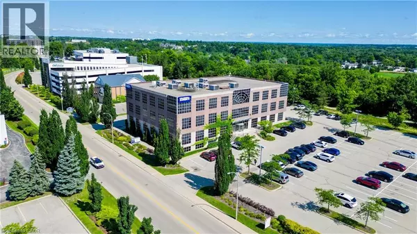 Kitchener, ON N2K3S2,508 RIVERBEND DR #LC1