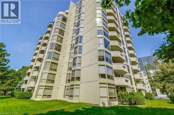 Burlington, ON L7S2H8,1237 NORTH SHORE BLVD East #906