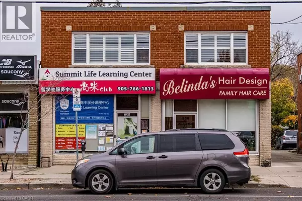 Hamilton, ON L8S1K3,858 KING Street W