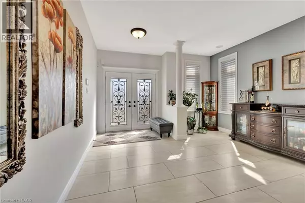 Hamilton, ON L9B0G3,3 RIANNA Court