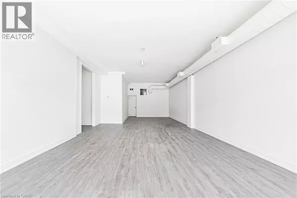 Hamilton, ON L8M1P2,1127 MAIN Street E