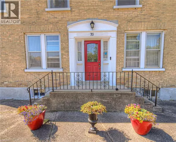 Cambridge, ON N1R4A7,76 ROSEVIEW Avenue