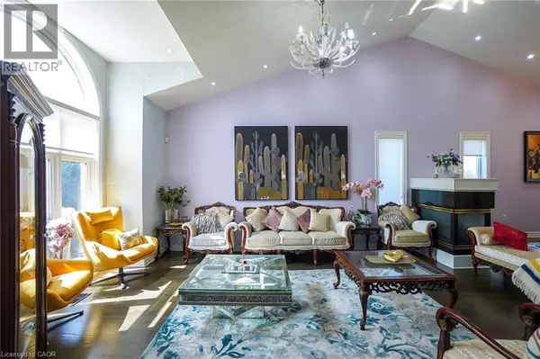 Hamilton, ON L9B2K3,99 DONNICI Drive