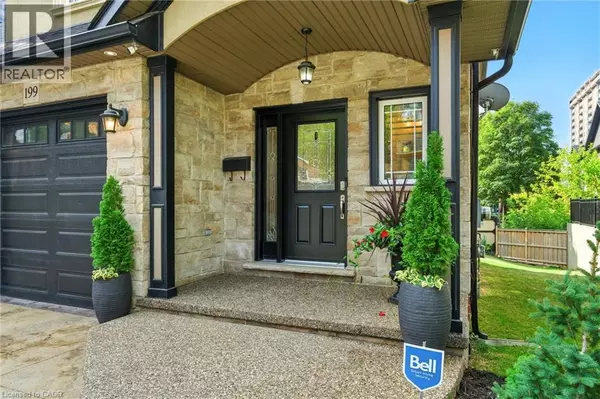 Hamilton, ON L8P1R7,199 HUNTER Street W