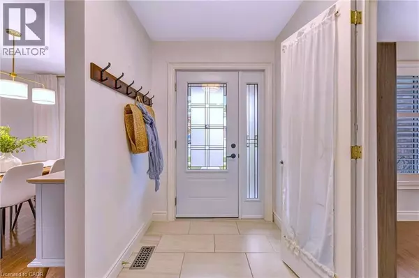 Kitchener, ON N2N3A3,271 NEWBURY Drive