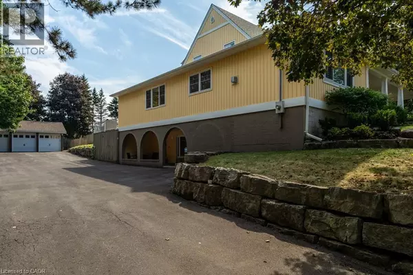 Waterdown, ON L0R2H0,196 DUNDAS Street E