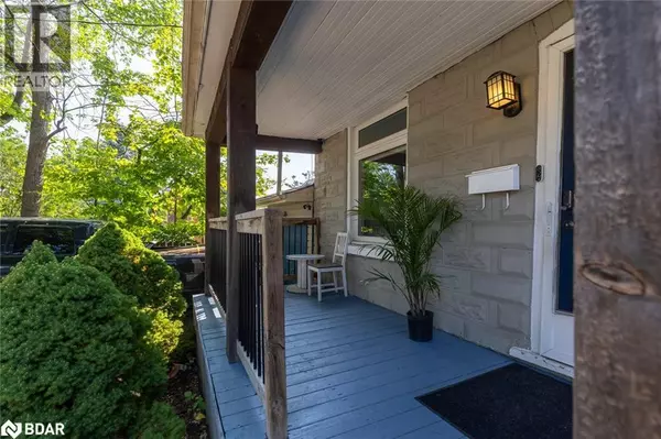 Orillia, ON L3V2B8,109 BORLAND Street E