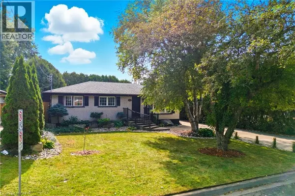 31 VARADI Avenue, Brantford, ON N3R3N2